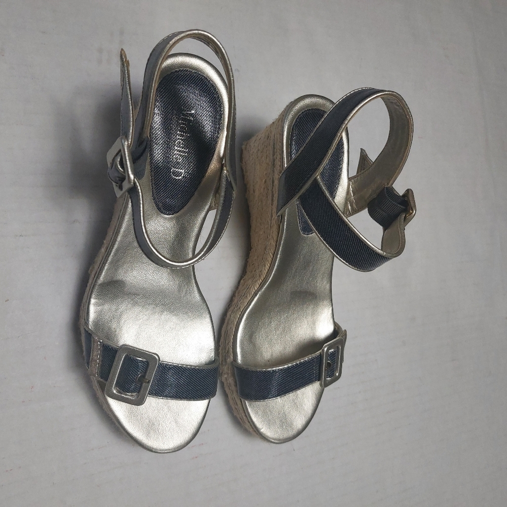 Michelle D Sandals Heels Wedges Size 8 - Picture 3 of 14
